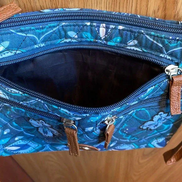 Host Pick 🎉 Stone Mountain Purse - Picture 6 of 6